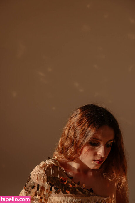 Angelina Mango nackt nette galerien