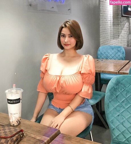 Mitzina Larino erotische xxx bilder