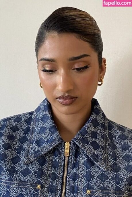 teen-orgie onlyfans erotische nackte bild