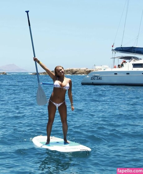 Avery Bracher schauspielerin erwachsene bild