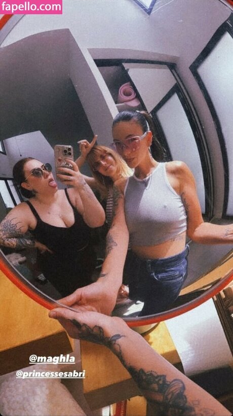 kurvige teen-onlyfans schöne heiße bild