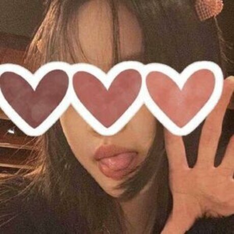 Baby Pinopii sexy pornostar foto