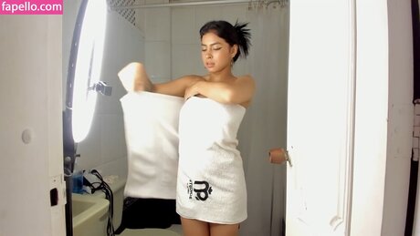 charlotte cooper2 nacktheit hübsche bild