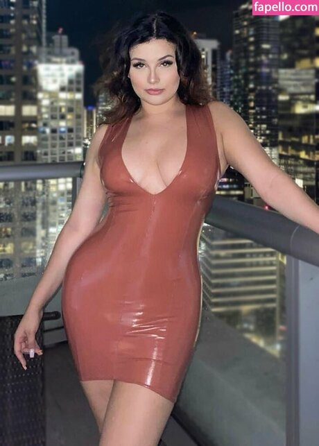 Kelly Tayler erwachsene porno galerie