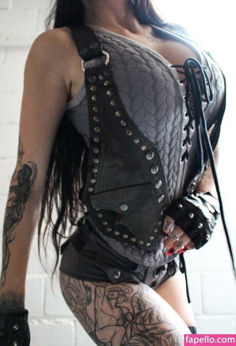 Toxic Vision xxx nackt foto