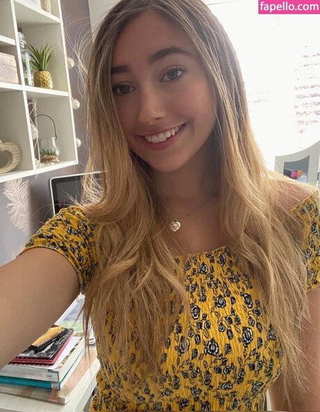 Chlo Matt erotische erwachsene foto