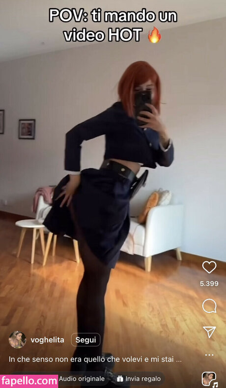 Voghelita model nacktheit archiv