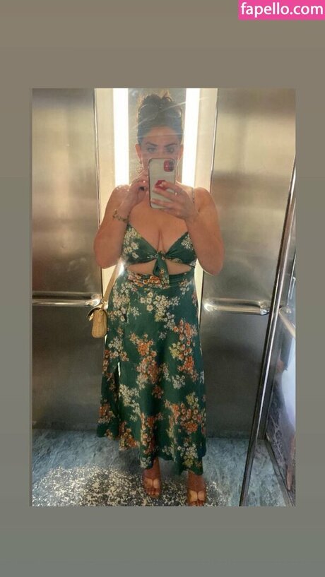 junge milf onlyfans schöne pornographische bilder