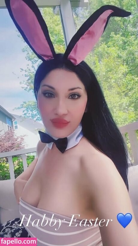 slanofflames schauspielerin schöne foto