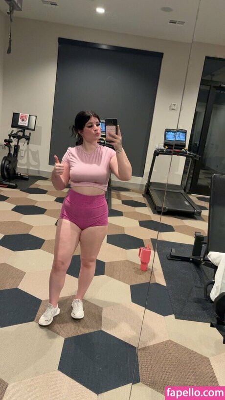 Trinty Wilson hübsche top fotos