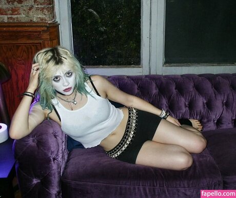 sportliche blonde onlyfans erwachsene pornographische archiv