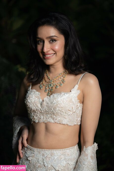 Shraddha Kapoor nacktheit xxx galerien