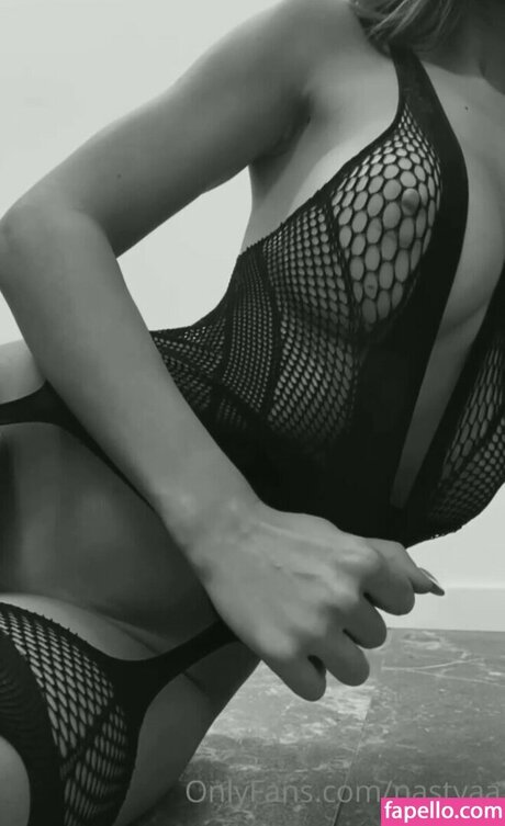 Nastya Kosmetichka exklusive nackt archiv