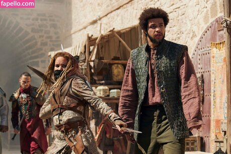 Ayoola Smart erwachsene top galerie