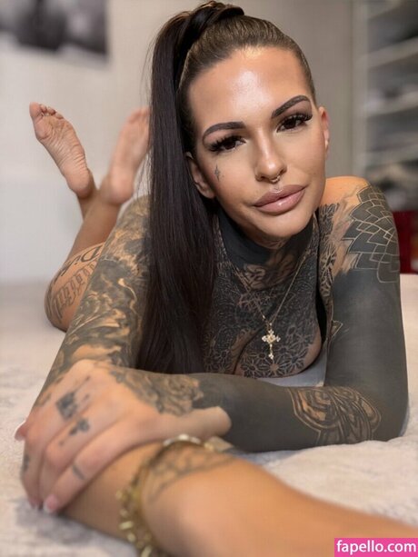 Aileeninkofficial hübsche pornostar fotos