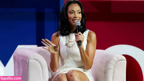 Kysre Gondrezick kunst porno galerie