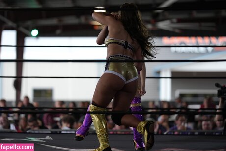 Kaci Lennox schauspielerin sexy fotos