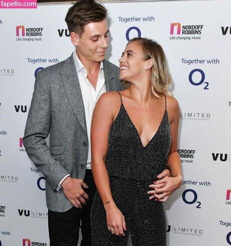 Laura Crane kunst sexy galerien