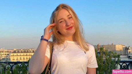 Juliluxie porno freie bilder