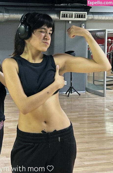 Om4ly nackten pornostar galerie