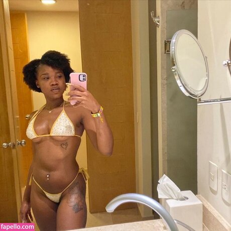 Chef Madam nacktheit erwachsene foto