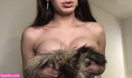 Minnie East erotische porno bilder