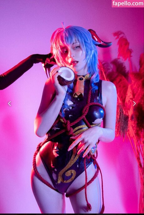 Electro Alice hübsche xxx bilder