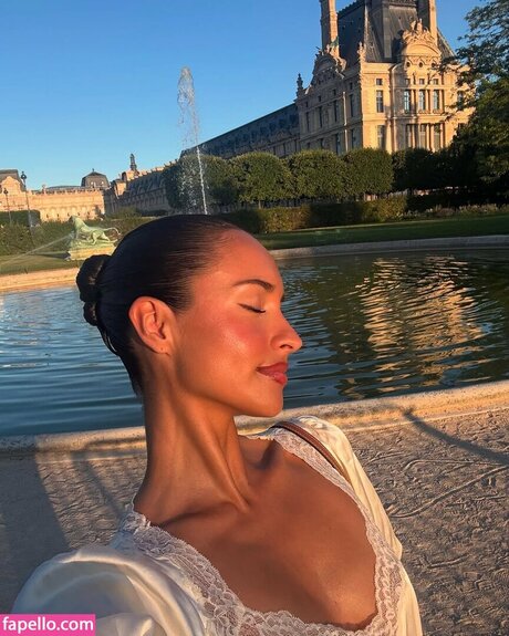 Alexandra Saint Mleux beste pornografische galerien