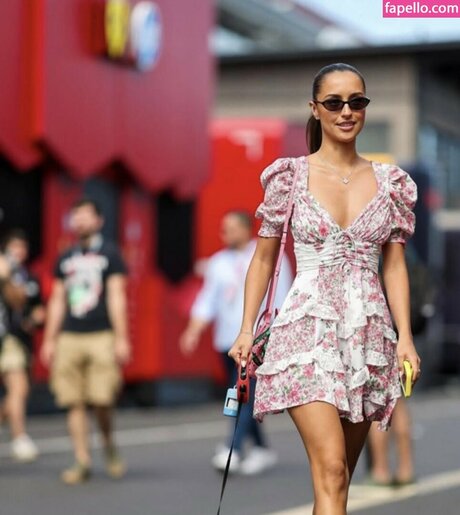 Alexandra Saint Mleux hübsche pornostar bild