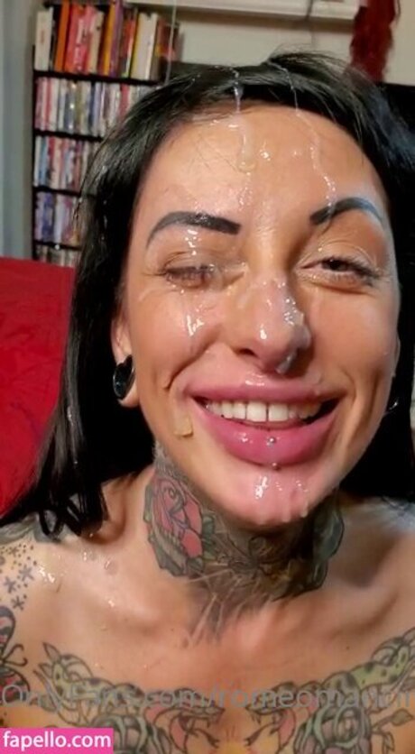 asiatische falsche titten onlyfans sexy pornografische foto