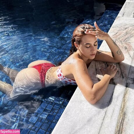 Laura Romero kostenlose nette bilder