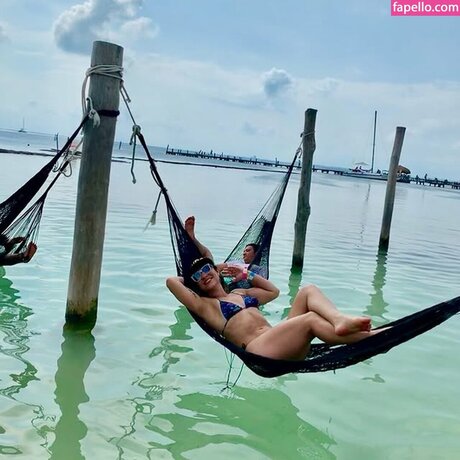 lächeln nur fans porno bilder