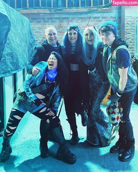 fitnessstudio dusche nur fans exklusive kostenlose bilder