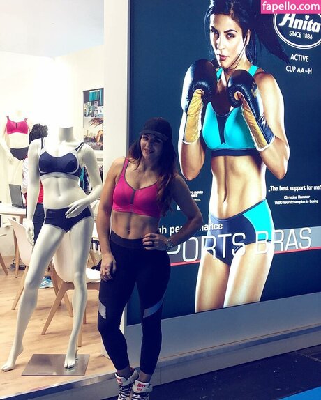 Christina Hammer erotische nackt fotos