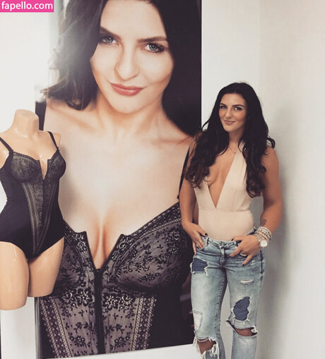 Christina Hammer nackt erwachsene galerie