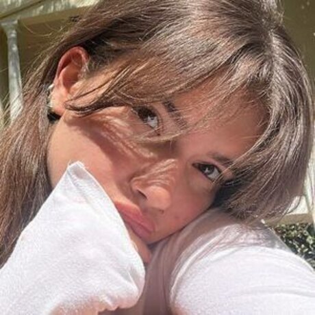 Alexis Jayde Burnett nackt schöne bild