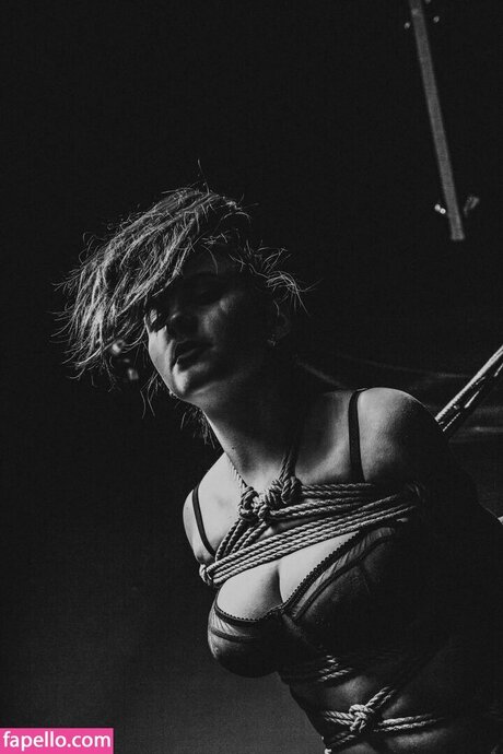 Olexandra Veklenko beste freie bilder