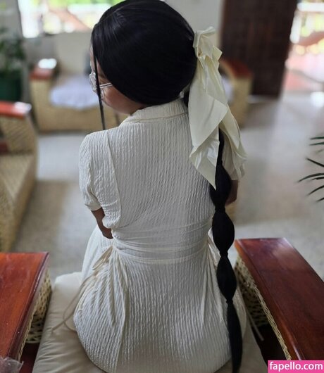 Jessica Nahomy heiße top fotos