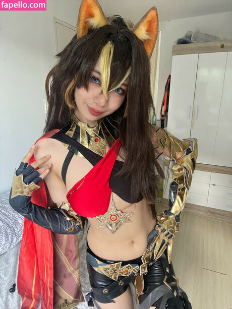 Kettsley pornostar bild