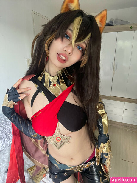 Kettsley perfekte nacktheit galerie