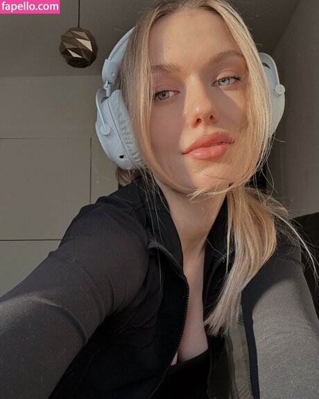 tonyapredko freie erotische fotos