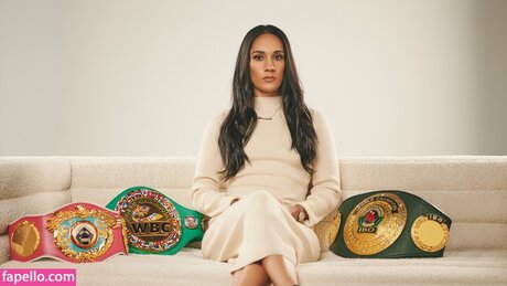 Amanda Serrano porno xxx bild