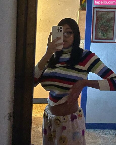 Ale oficial nacktheit pornographische bilder