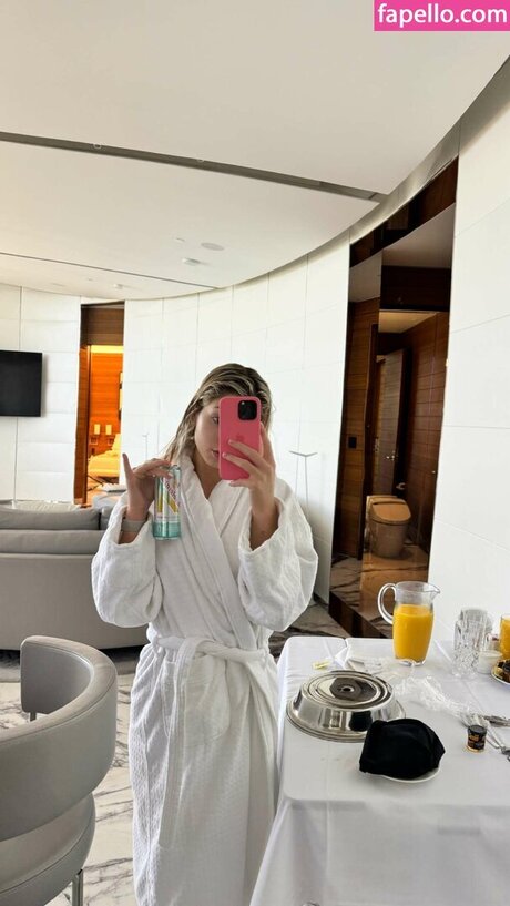 Megan Eugenio erotische freie bild