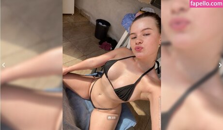 Bia Rodrigues erotische schöne foto