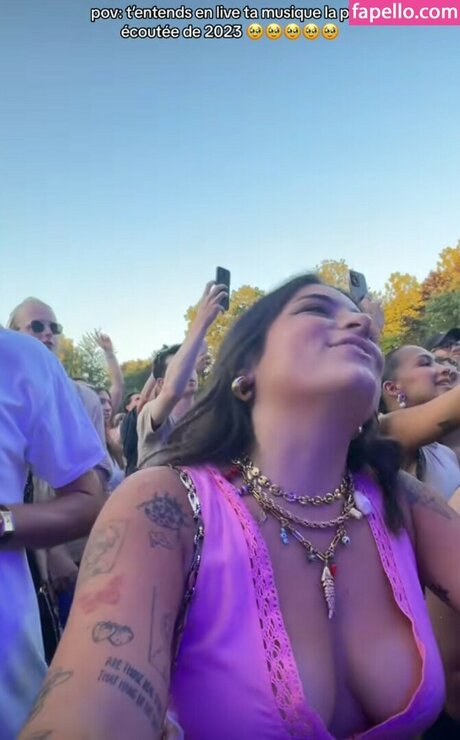 Julie Ferrat perfekte freie bild