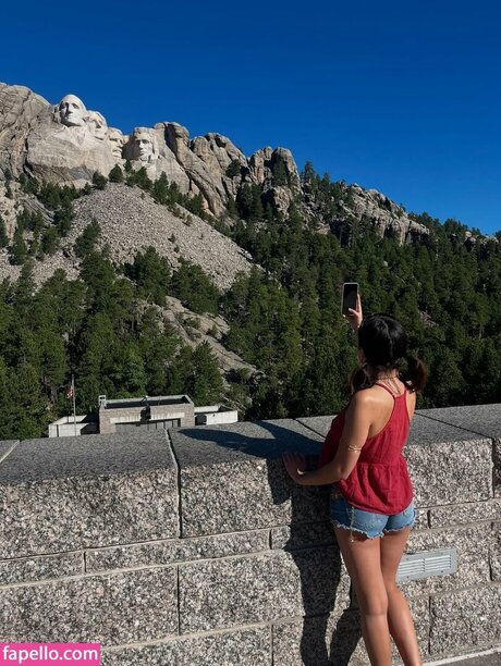 Zoe Grace Rodriguez porno perfekte bild