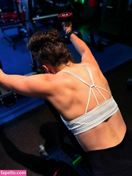 Abbi Pulling heiße nackte bild