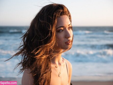 Reina Hardesty erotische perfekte galerien