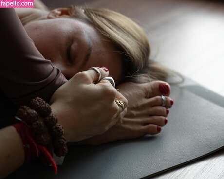 Eva Shik model sexy galerien